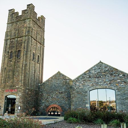 Stunning 2 Bed House Near Coastal Path/Lake/Beach Llanelli Extérieur photo